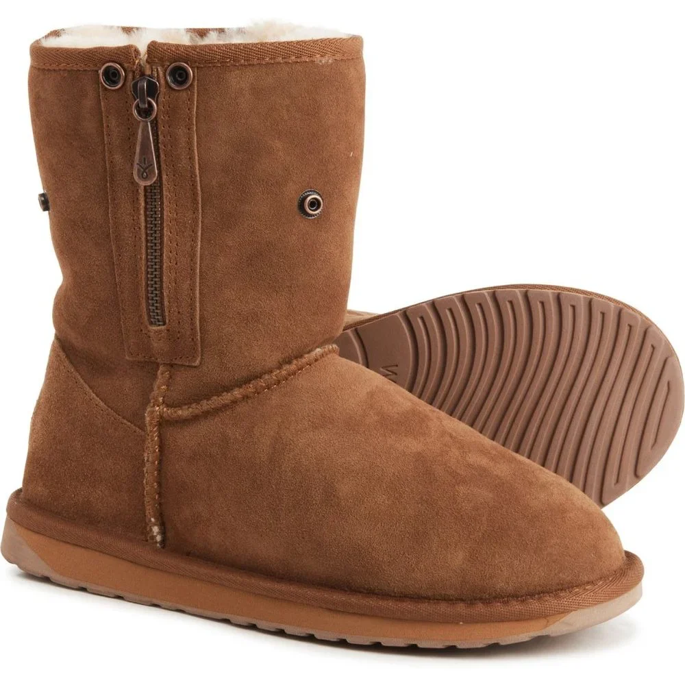 Sheepskin Shearling Lining Side Zip Boots from EMU - Picture 2 of 16